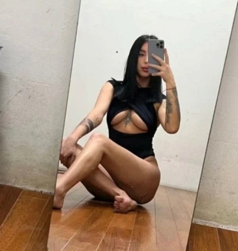 Asiatică Nouă în Oraș, Eroii Revoluției