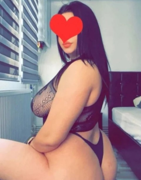 Ebony Exotică în Mioveni – Experiență de Neuitat