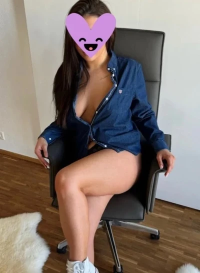 Escortă 150 cm în Faleza Nord