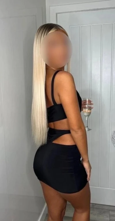 Escortă 150 cm în Grivița – Doar Deplasări