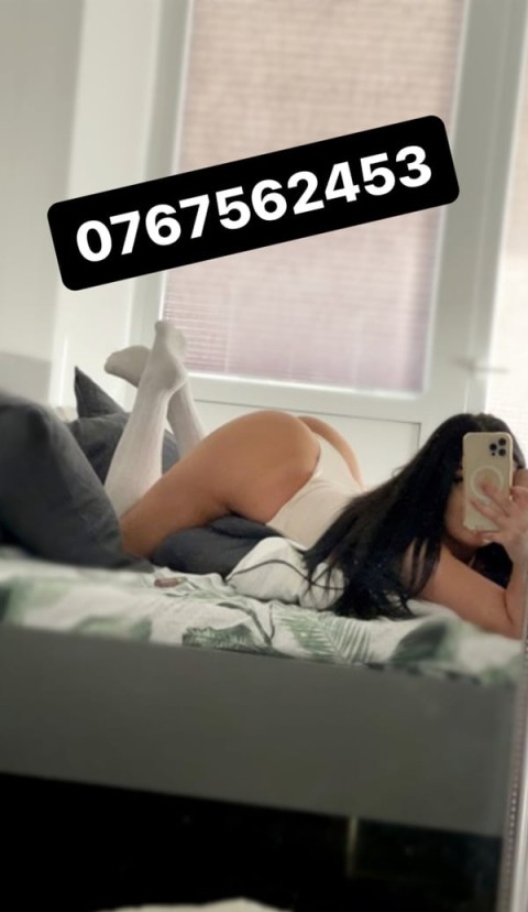 Escortă 70 Ani – Dezzire La Tine Sau La Mine