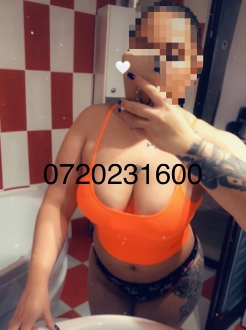 Escortă Anunț: Blonda Stilată din Valea Oltului