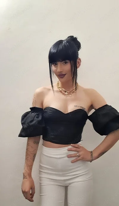 Escortă blondă porno în Bucureștii Noi