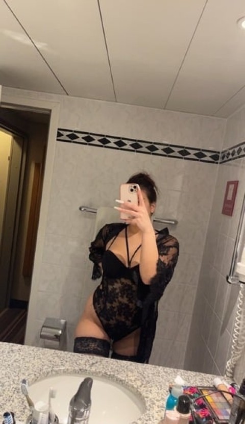 Escortă Confirmare în Sector 2