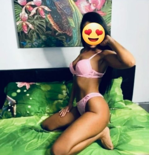 Escortă superbă în Curtea de Argeș