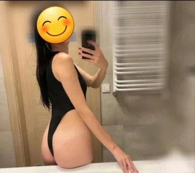 Graviduța Rihanna Nouă în Bacău · graviduță