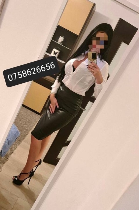 Roxy – Studentă Jucăușă în Slatina