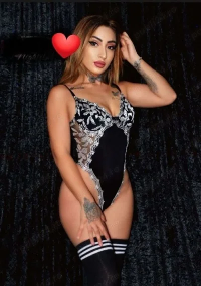 Săruturi Franțuzești cu Bety în Bucureștii Noi